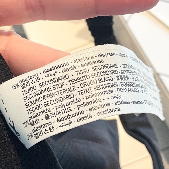 Oysho Sport Bra Activewear Black Adjustable straps Polyamid Elastane Sz L - Picture 5 of 7